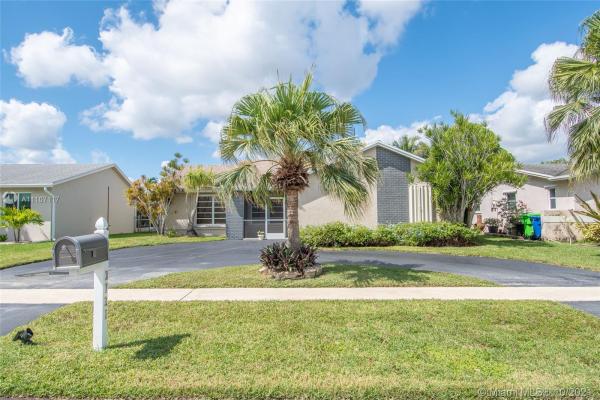 Windward Isle, 3721 NW 119th Ave, Sunrise, Florida 33323, image 2