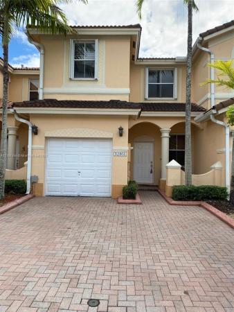 Kendall Breeze South, 12468 SW 125th Ter, Three Lakes, Florida 33186, image 2