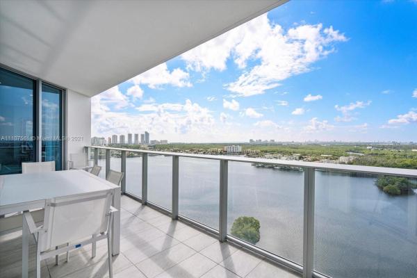 The Reserve At Marina Palms, 17111 Biscayne Blvd #2106, North Miami Beach, Florida 33160, image 2