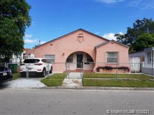 Renno, 915 SW 9th Ct, Miami, Florida 33130, image 2