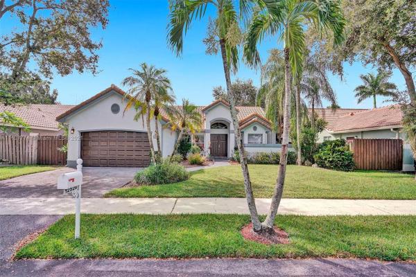 Arboretum, 12526 SW 9th Pl, Davie, Florida 33325, image 2