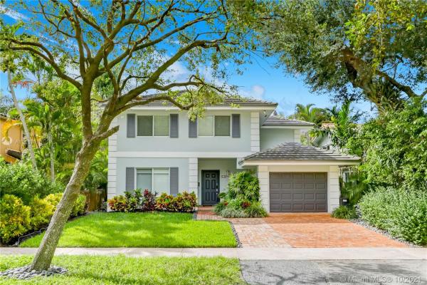 Riviera, 418 Bianca Ave, Coral Gables, Florida 33146, image 2
