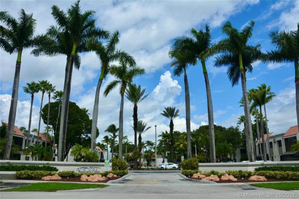 Venetian Palms, 7949 SW 104th St #D214, Kendall, Florida 33156, image 2