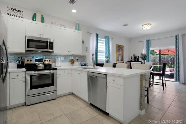 Isola, 25240 SW 114th Ave, Princeton, Florida 33032, image 2