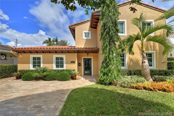 Coral Gables Country Club, 1509 Palancia Ave, Coral Gables, Florida 33146, image 2