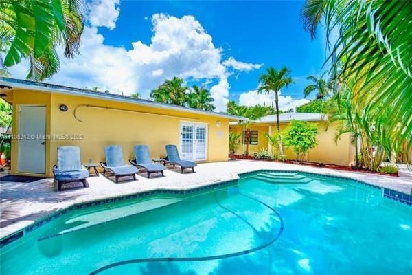 Barcelona Villas, 808 NE 16th Ter #1-4, Fort Lauderdale, Florida 33304, image 1