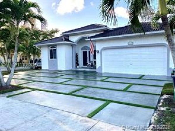 Coral Estates, 14504 SW 181st Ter, Richmond West, Florida 33177, image 2