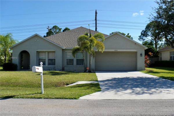 5822 NW Allyse Dr, Port St. Lucie, Florida 34986, image 2