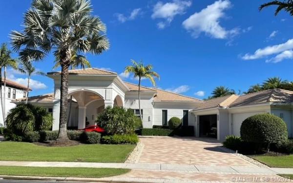 L'Hermitage At Frenchman's Reserve, 640 Hermitage Cir, Palm Beach Gardens, Florida 33410, image 2
