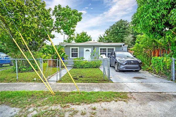 Seaboard Park, 298 NE 174th St, North Miami Beach, Florida 33162, image 2