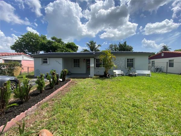 Sun Ray Homes Greynolds, 18341 NE 20th Pl, North Miami Beach, Florida 33179, image 2