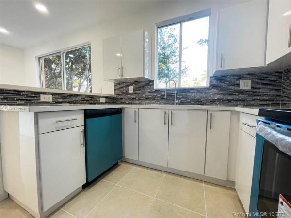 Shoma Townhomes At Keys Cove, 2430 SE 14th Ave #276, Homestead, Florida 33035, image 2