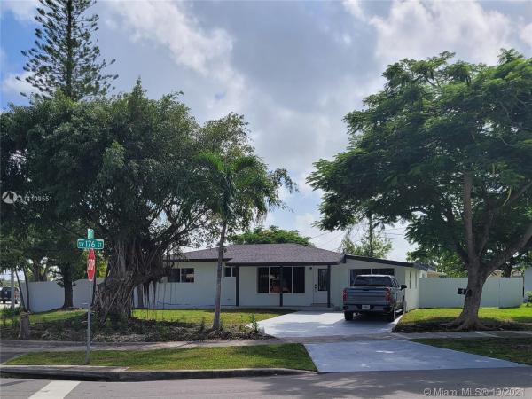South Miami Heights Manor, 11700 SW 176th St, South Miami Heights, Florida 33177, image 2