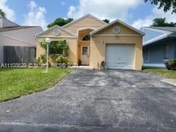 Catalina West, 22220 SW 101st Ct, Cutler Bay, Florida 33190, image 2