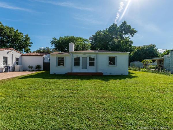 Country Club Estates, 239 Fern Way, Miami Springs, Florida 33166, image 2