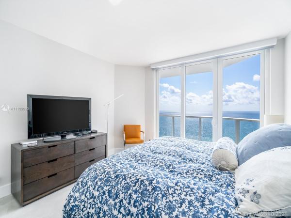 Oceania 3, 16485 Collins Ave #2732, Sunny Isles Beach, Florida 33160, image 1