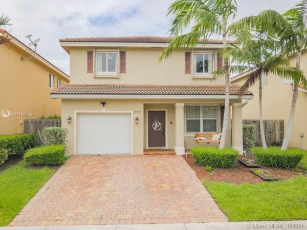 Manatee Cove, 8957 SW 215th Ln, Cutler Bay, Florida 33189, image 2