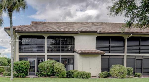 Lakeside Of Banyan Springs, 10118 Mangrove Dr #201, Boynton Beach, Florida 33437, image 2