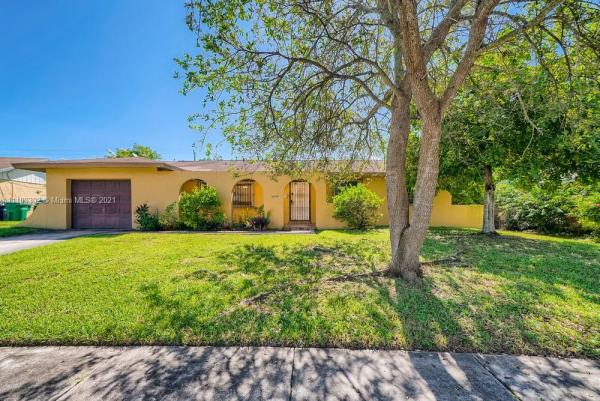 Fairway Lake South, 10770 SW 164th St #10770, Palmetto Estates, Florida 33157, image 1