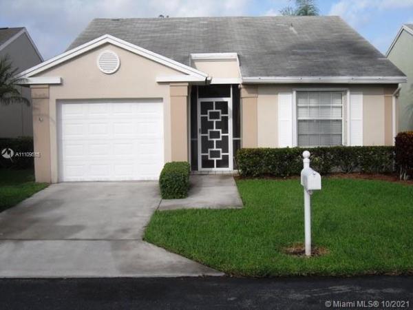 North Gate, 640 SE 22nd Ln, Homestead, Florida 33033, image 2