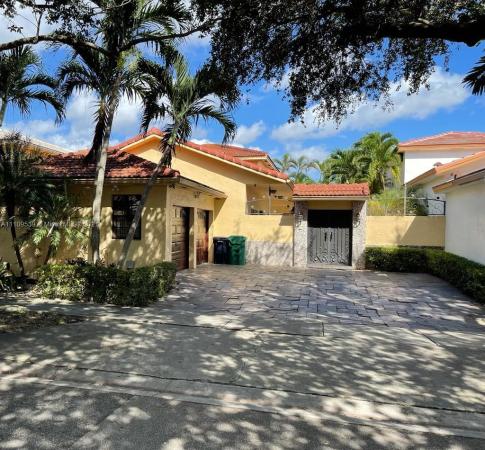 West Lakes Gardens, 8735 NW 151 Ter #, Miami Lakes, Florida 33018, image 2