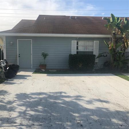 Royal Forest Townhouses, 1730 Royal Forest Ct, West Palm Beach, Florida 33406, image 2