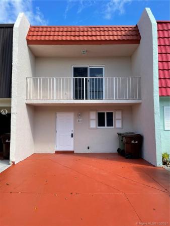 Bradley Estates, 821 W 79th Pl, Hialeah, Florida 33014, image 1