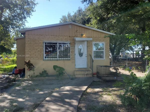 Oxford Gate, 2600 NW 88th St, West Little River, Florida 33147, image 1