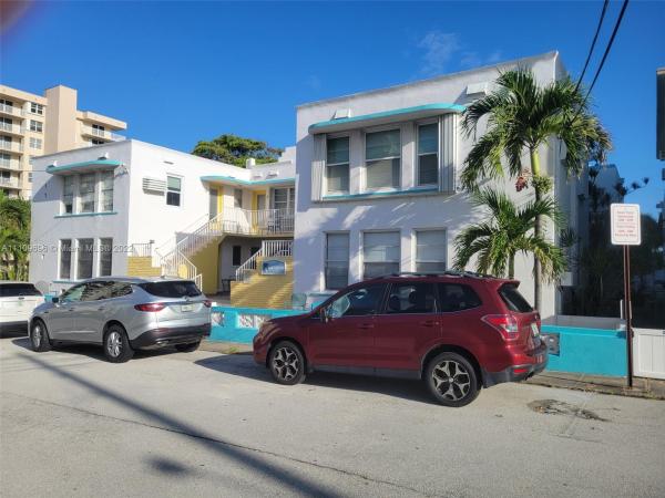 Whitehouse, 309 Crocus Ter #9, Hollywood, Florida 33019, image 1