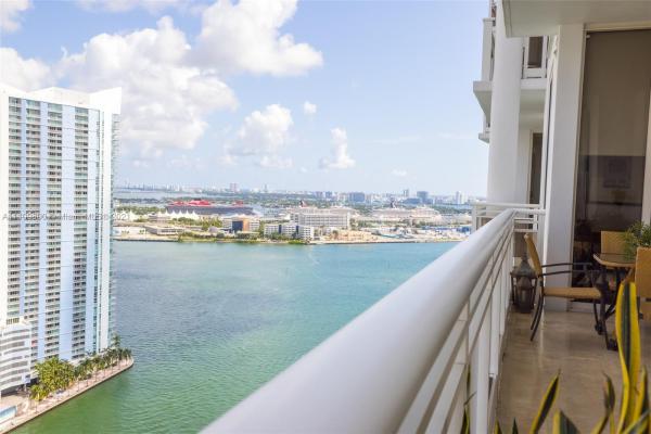 Carbonell, 901 Brickell Key Blvd #3205, Miami, Florida 33131, image 2
