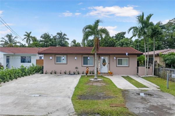Coral Villas, 6454 SW 30th St, Coral Terrace, Florida 33155, image 2