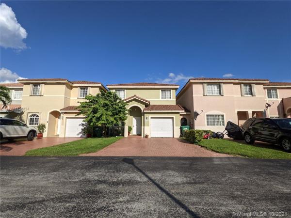 Precious Homes At Twin Lakes, 14349 SW 135th Ct, Three Lakes, Florida 33186, image 2