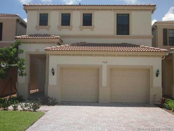 Champion Lakes, 768 NE 193rd Ter, Ives Estates, Florida 33179, image 2