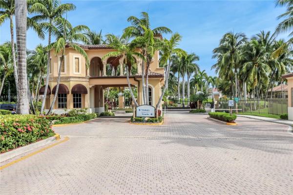 Edgewater, 1505 Breakwater Ter, Hollywood, Florida 33019, image 2