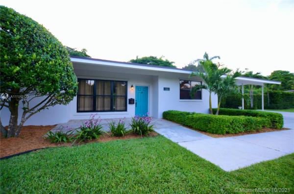 Kendalwood Estates, 11760 SW 83rd Ct, Kendall, Florida 33156, image 2