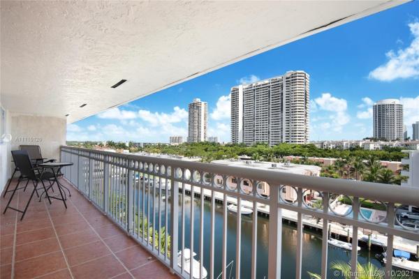 Bayview Point, 3601 NE 170 St #605, North Miami Beach, Florida 33160, image 1