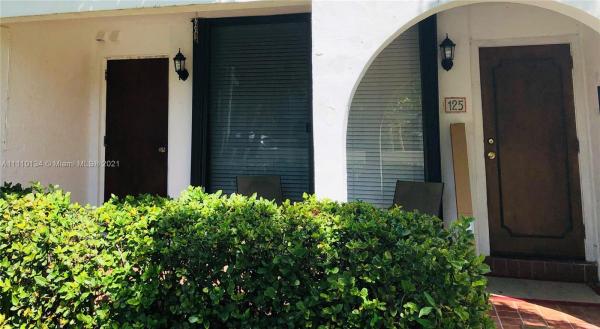 Grapetree Townhouses Of Key Biscayne, 265 Grapetree Dr #125, Key Biscayne, Florida 33149, image 2