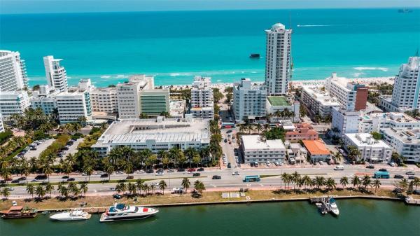 Vendome Place, 4301 Collins Ave #410, Miami Beach, Florida 33140, image 2