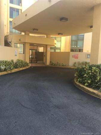 International Towers, 2055 SW 122nd Ave #129, Tamiami, Florida 33175, image 1