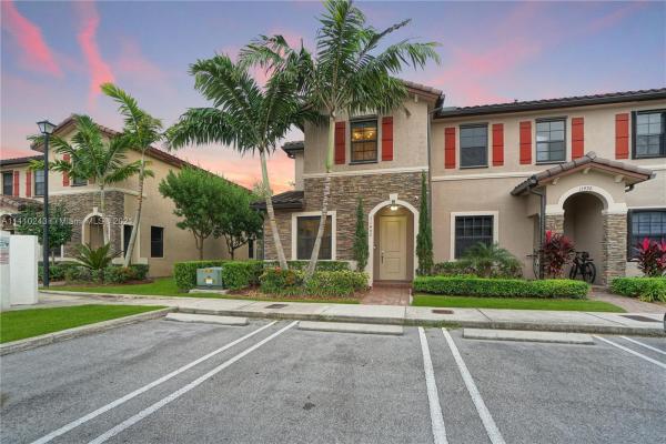 Artesa At Coco Palm Estates, 11492 SW 250th St, Princeton, Florida 33032, image 2