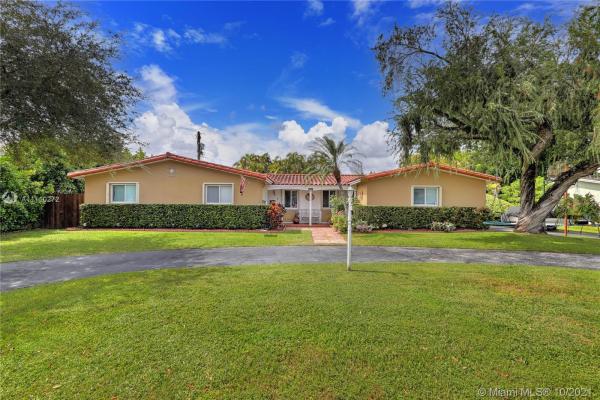 Sunrise Estates, 4820 SW 64th Ct, South Miami, Florida 33155, image 2