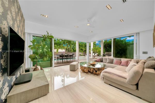 Normandy Golf Course, 265 Fairway Dr, Miami Beach, Florida 33141, image 2