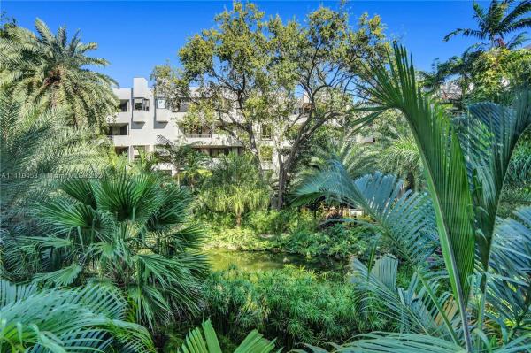 Botanica At Key Colony, 101 Crandon Blvd #175, Key Biscayne, Florida 33149, image 1