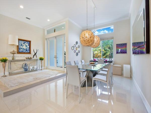 Oak Ridge Falls, 12316 SW 94th Pl, Kendall, Florida 33176, image 2