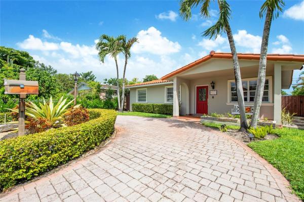 Central Miami, 6771 N Waterway Dr, Coral Terrace, Florida 33155, image 2