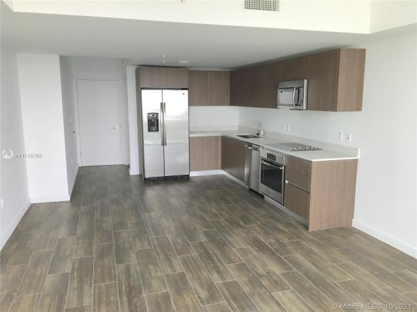 Le Parc At Brickell, 1600 SW 1st Ave #908, Miami, Florida 33129, image 2