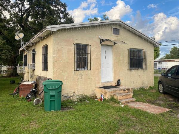 22nd Avenue Manor, 2105 NW 96th Ter, West Little River, Florida 33147, image 1