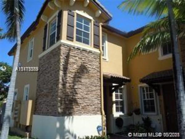 The Shores At Isles Of Bayshore, 9143 SW 227th St #1, Cutler Bay, Florida 33190, image 2