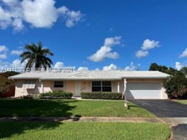 Mirror Lake Estates, 7221 NW 10th Ct, Plantation, Florida 33313, image 2