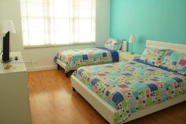 Seacoast 5151, 5151 Collins Ave #829, Miami Beach, Florida 33140, image 2